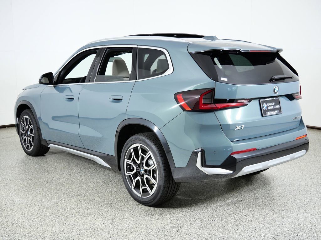 Thumbnail: 2026 BMW X1 - 16