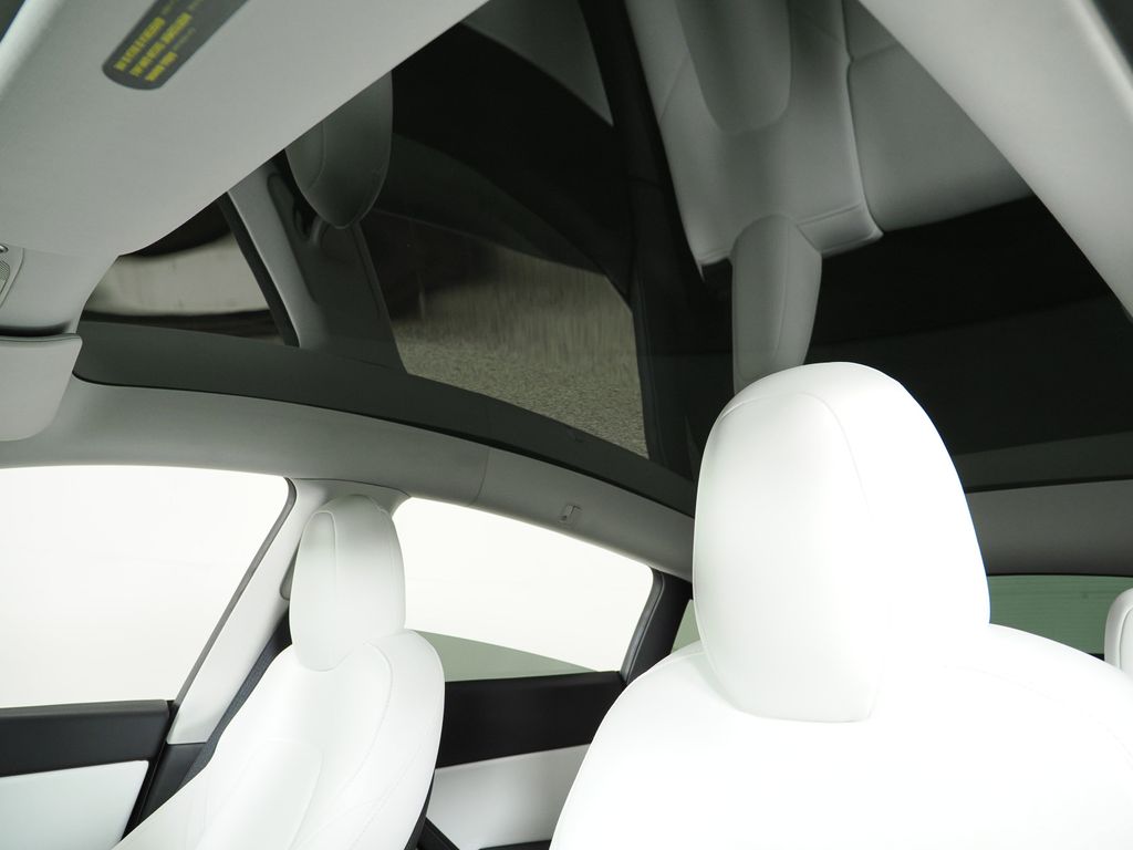 Thumbnail: 2020 Tesla Model Y - 18
