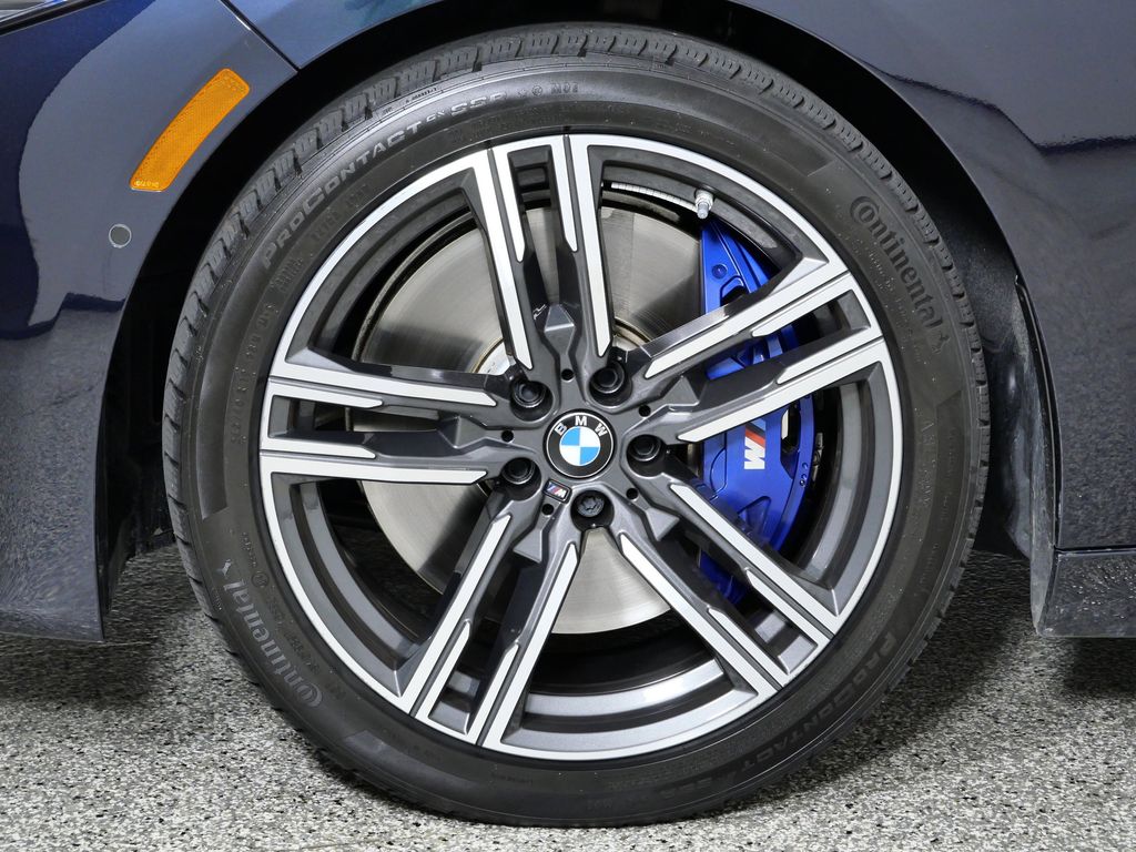 Thumbnail: 2024 BMW 8 Series - 21