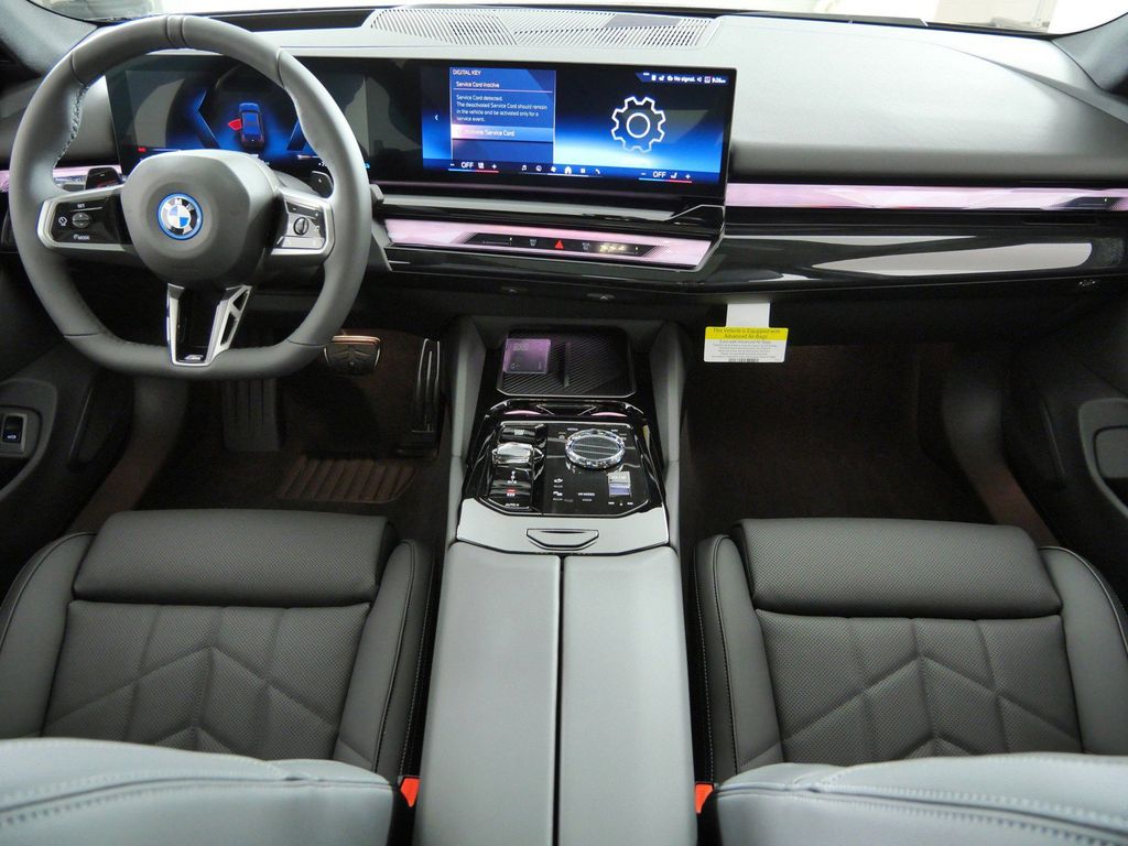 Thumbnail: 2027 BMW 5 Series - 5