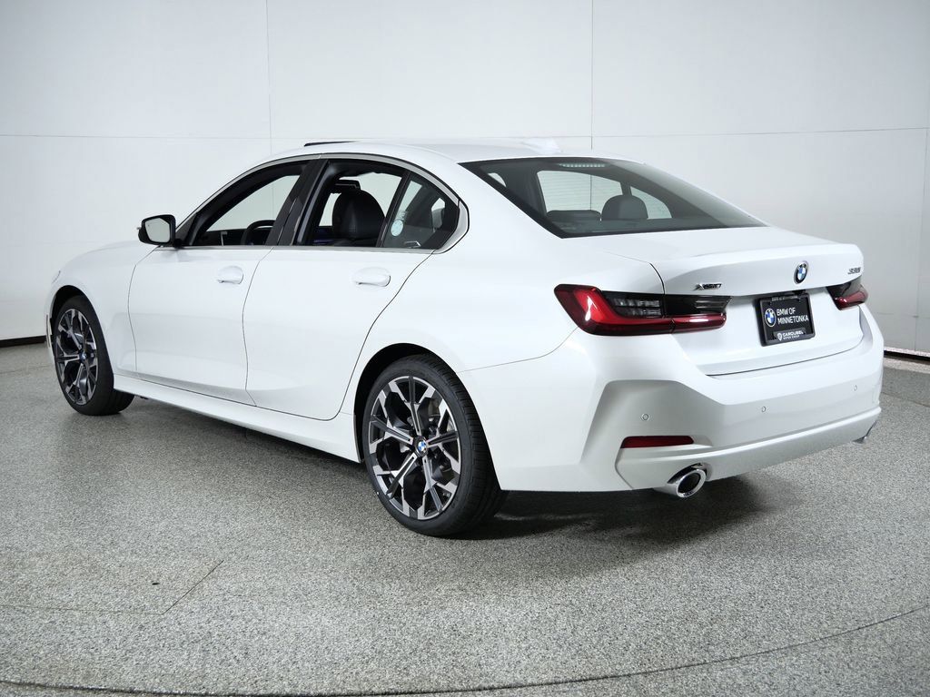 Thumbnail: 2026 BMW 3 Series - 16