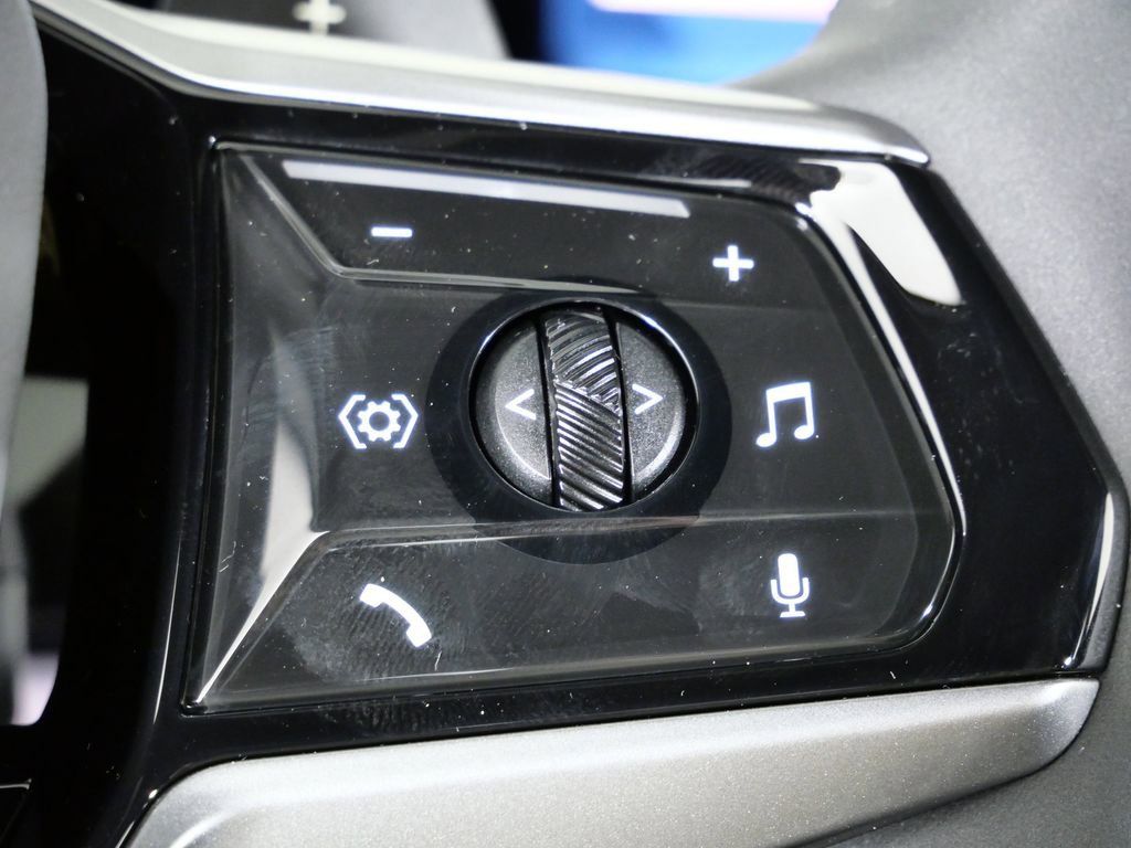 Thumbnail: 2026 BMW X3 - 40