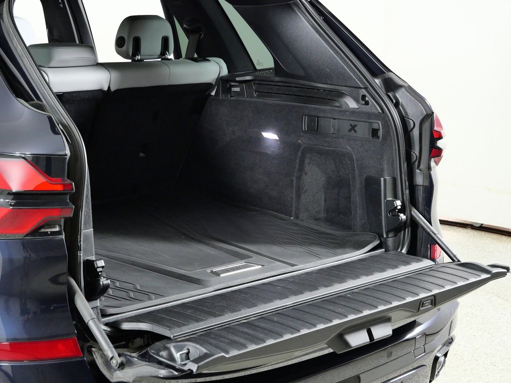 Thumbnail: 2024 BMW X5 - 34