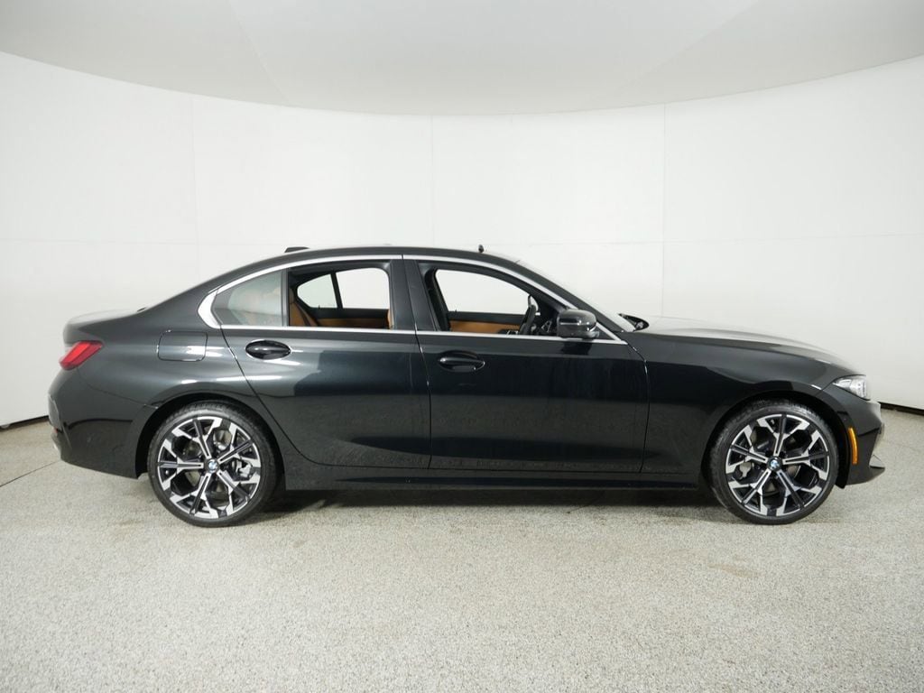 Thumbnail: 2025 BMW 3 Series - 10