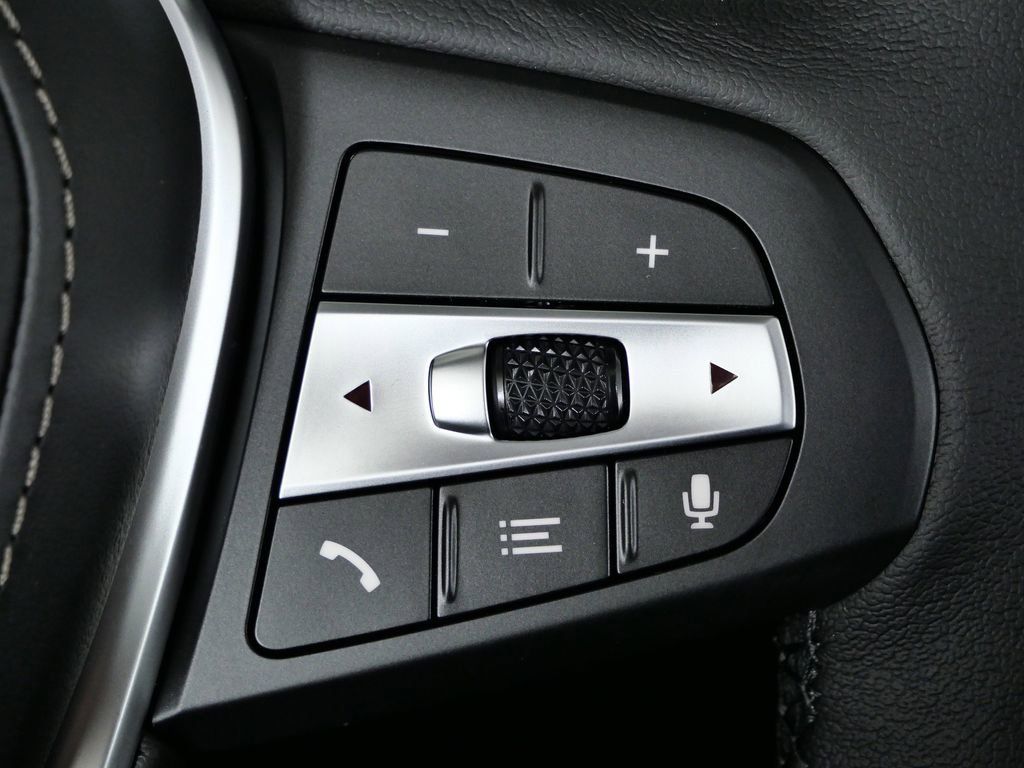 Thumbnail: 2026 BMW X5 - 44