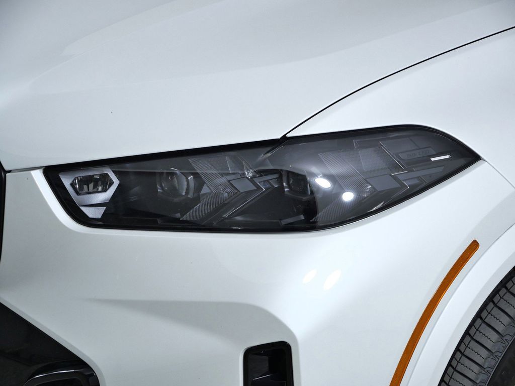 Thumbnail: 2026 BMW X5 - 3