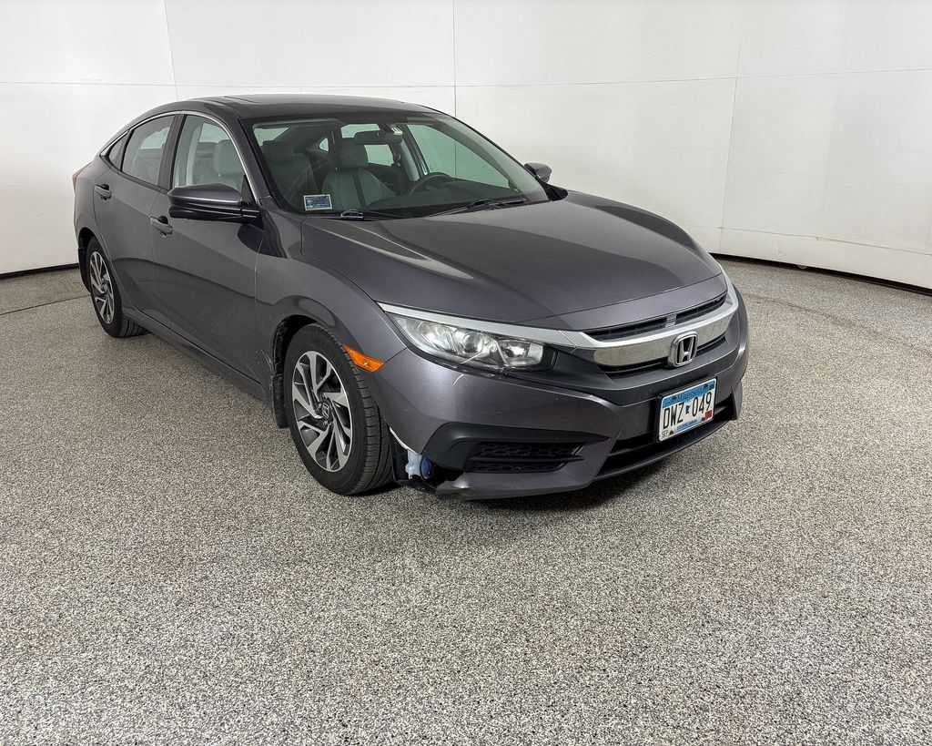 Thumbnail: 2016 Honda Civic - 4