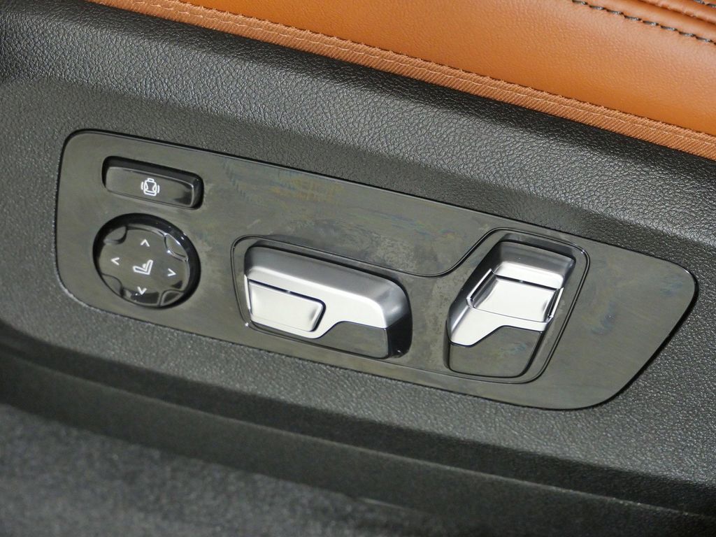 Thumbnail: 2026 BMW X5 - 39