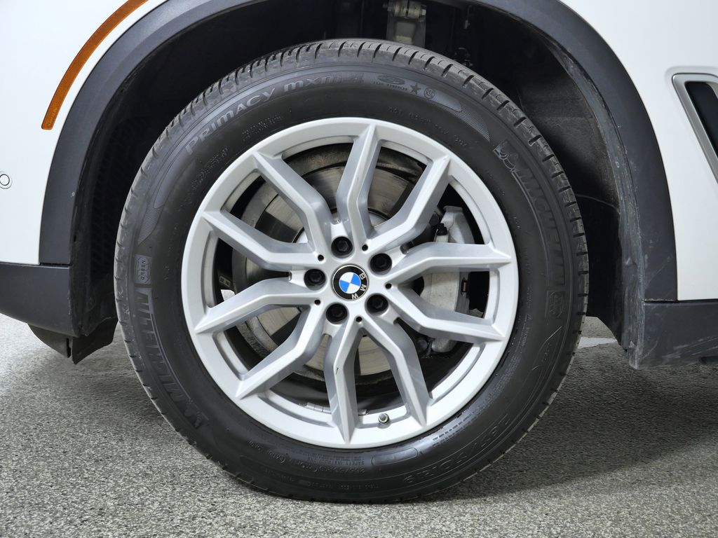 Thumbnail: 2020 BMW X5 - 18