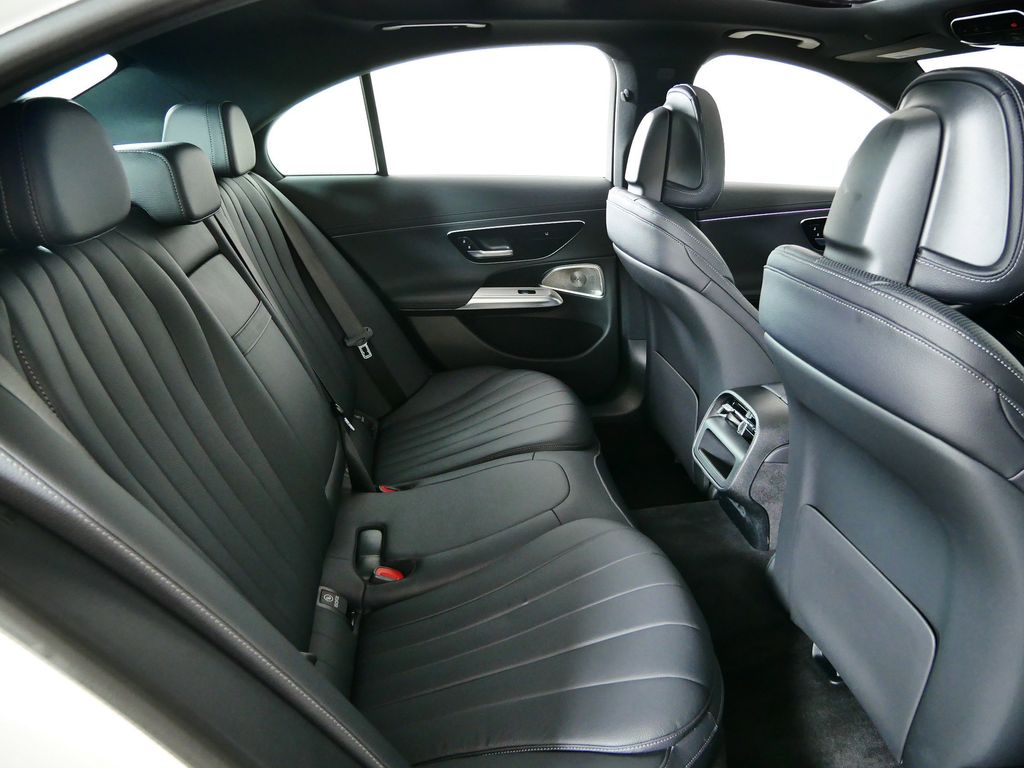 Thumbnail: 2024 Mercedes-Benz E-Class - 24