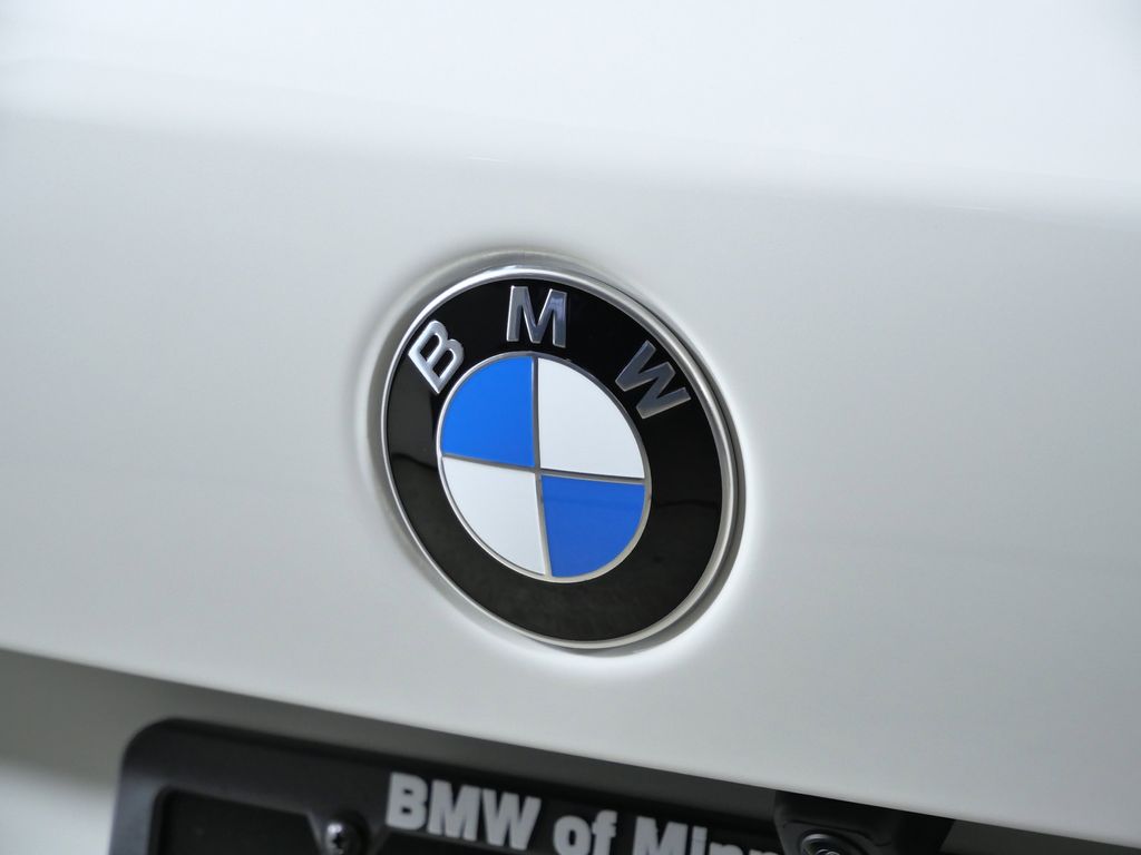Thumbnail: 2026 BMW X5 - 11