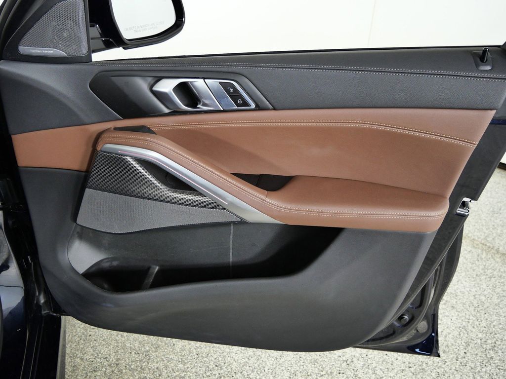 Thumbnail: 2023 BMW X6 - 23