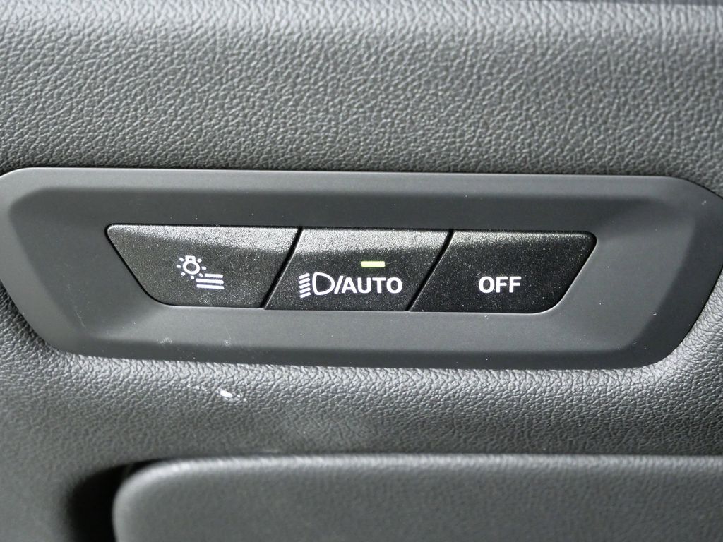 Thumbnail: 2026 BMW X5 - 40