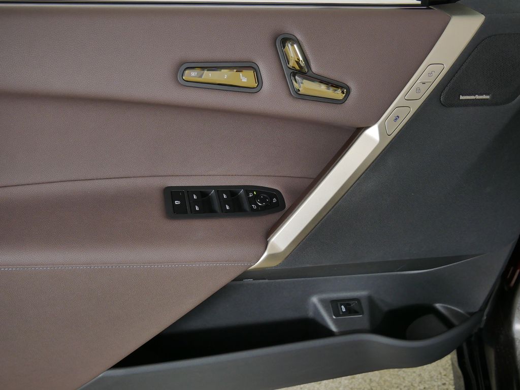 Thumbnail: 2023 BMW iX - 37