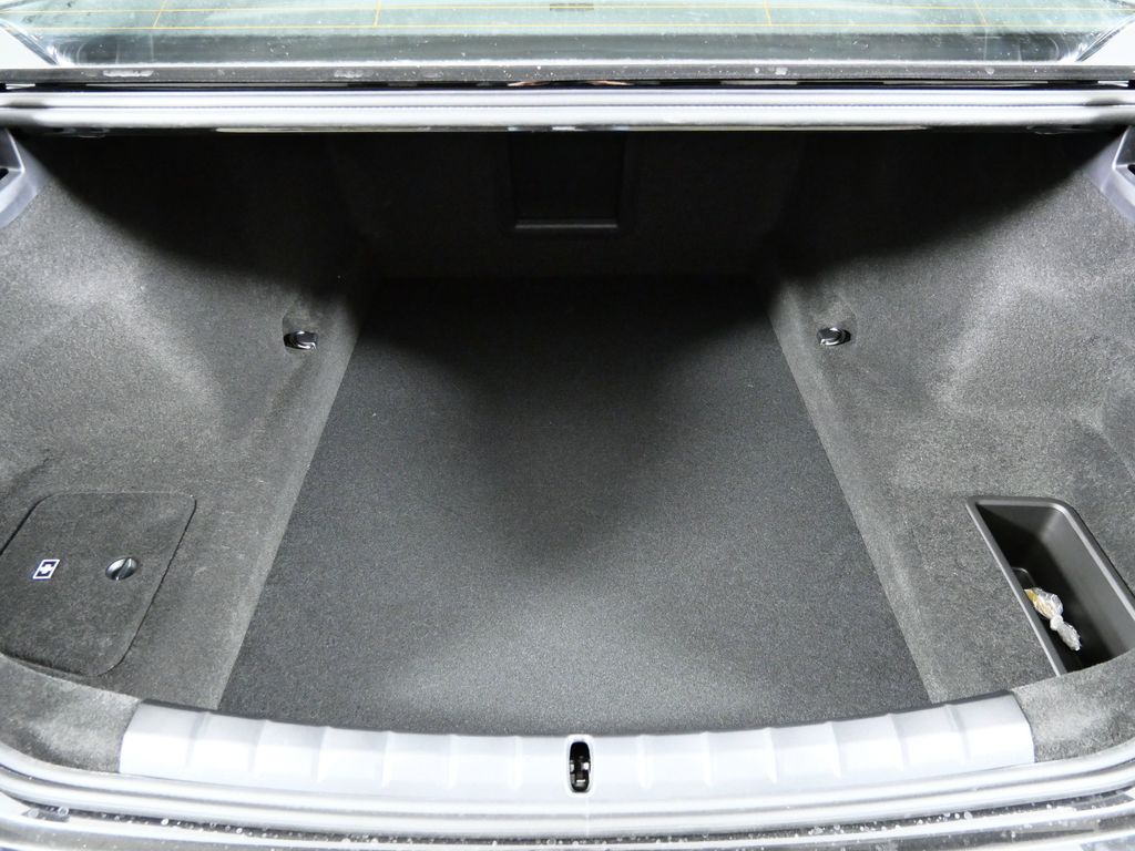 Thumbnail: 2026 BMW 7 Series - 28