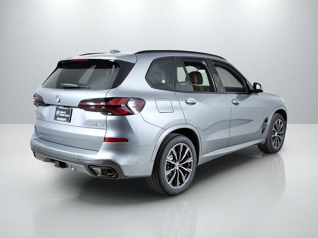Thumbnail: 2026 BMW X5 - 9