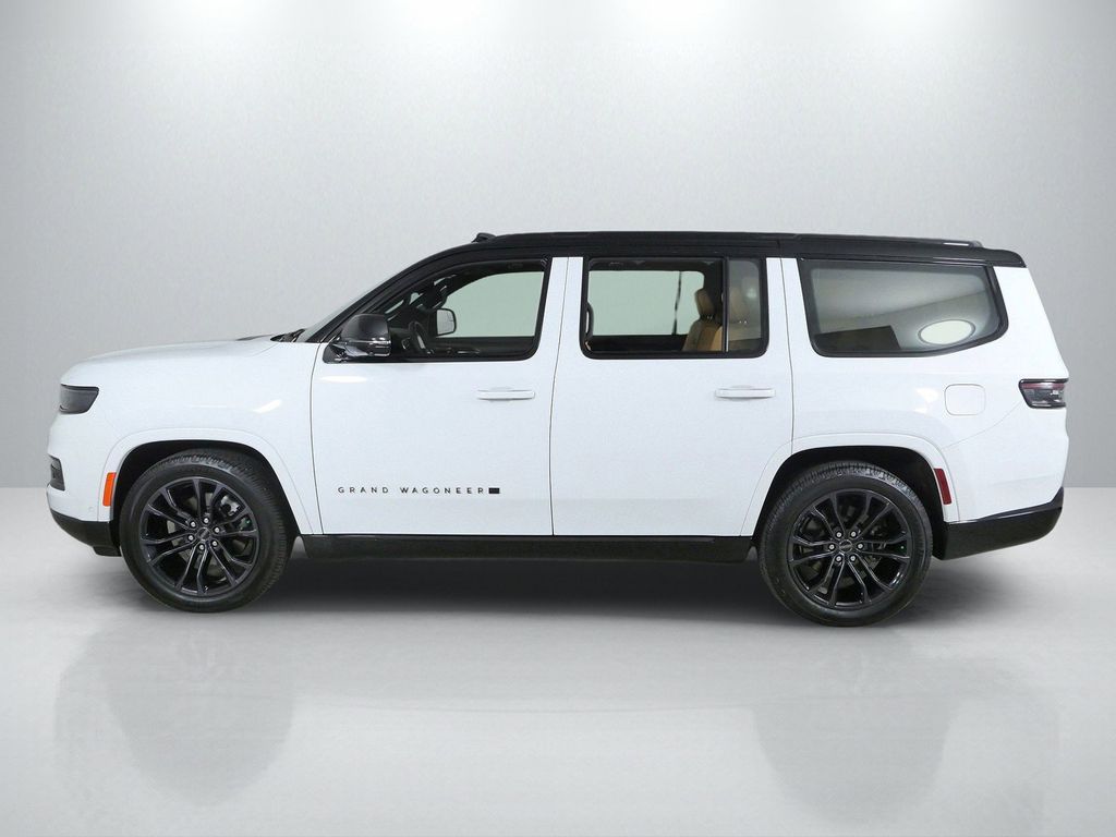 Thumbnail: 2023 Jeep Grand Wagoneer - 15
