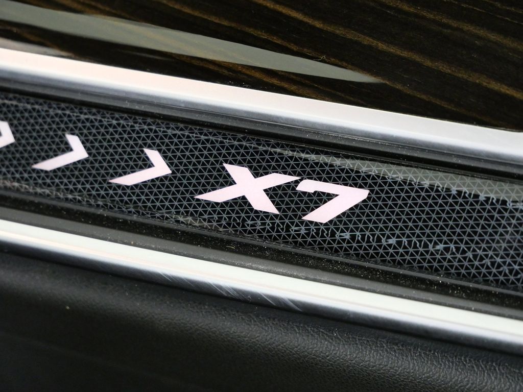 Thumbnail: 2024 BMW X7 - 29