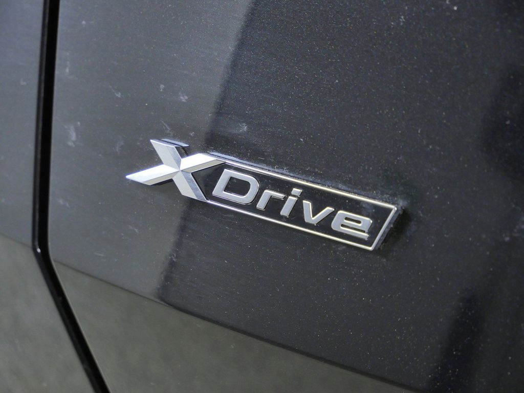 Thumbnail: 2026 BMW X3 - 13