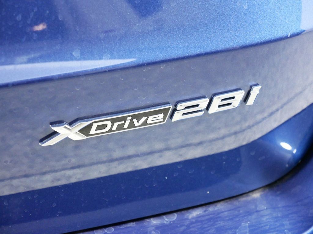 Thumbnail: 2025 BMW X1 - 13