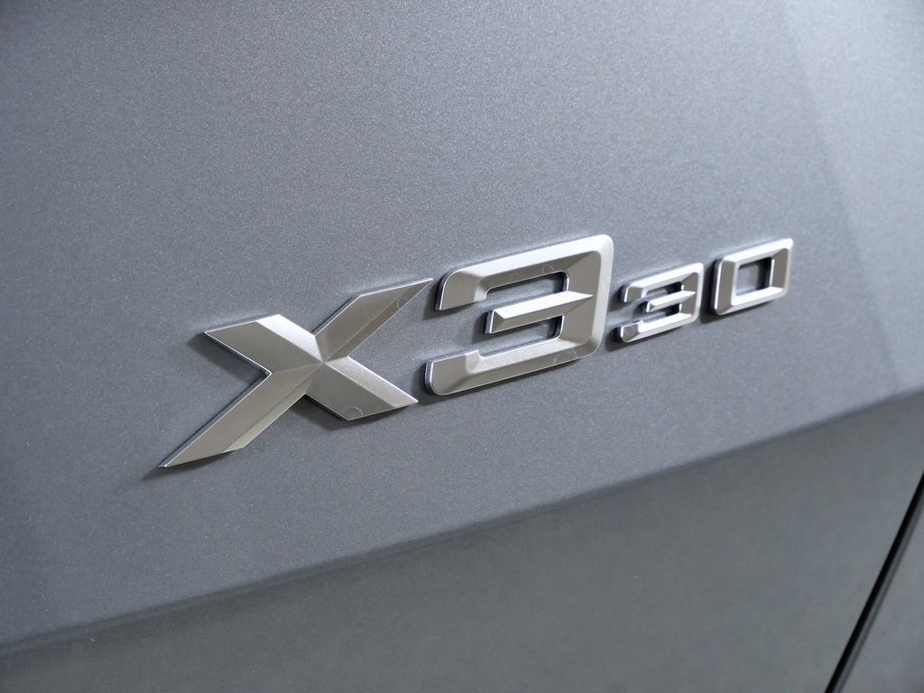 Thumbnail: 2026 BMW X3 - 14