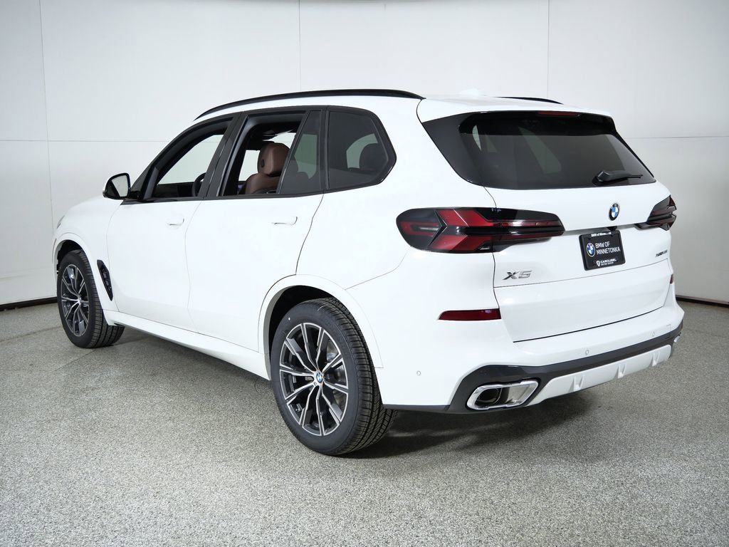 Thumbnail: 2026 BMW X5 - 16