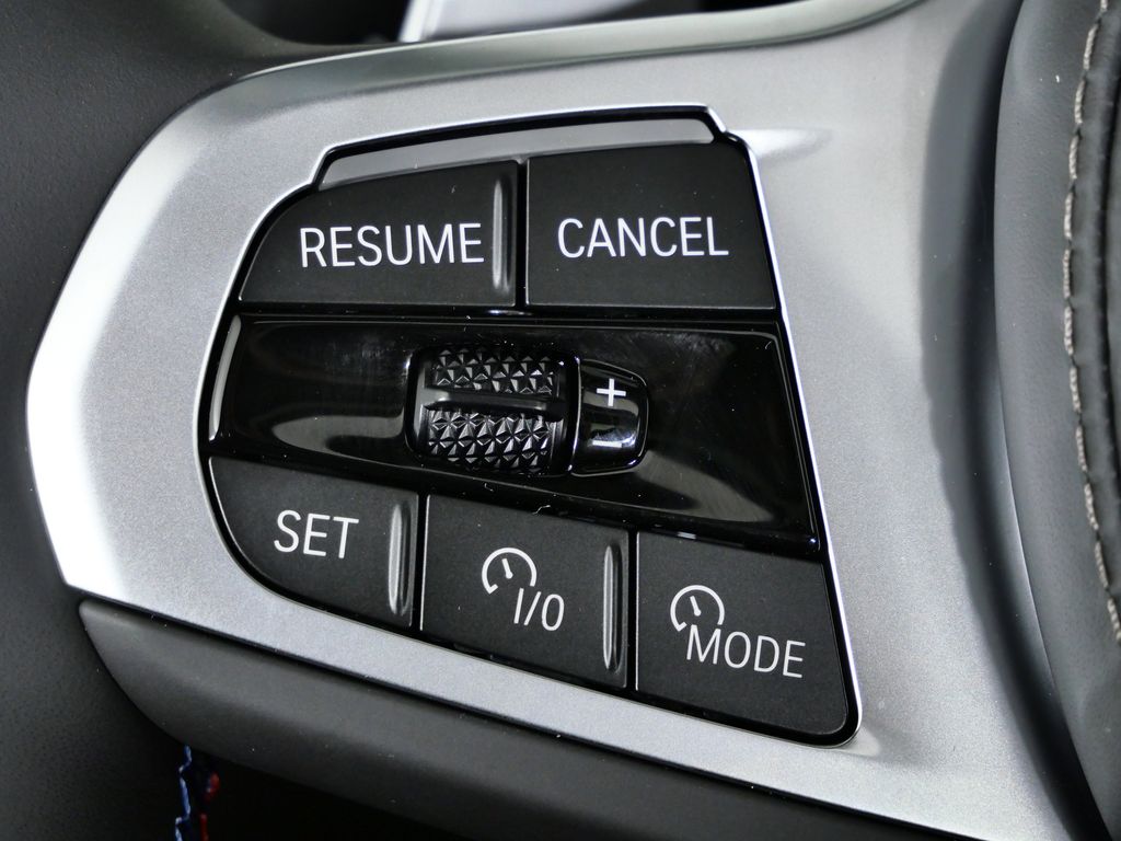 Thumbnail: 2026 BMW X7 - 41