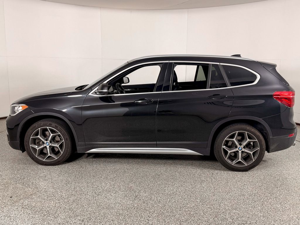 Thumbnail: 2019 BMW X1 - 6