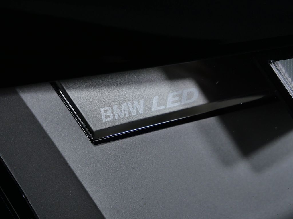 Thumbnail: 2025 BMW iX - 5