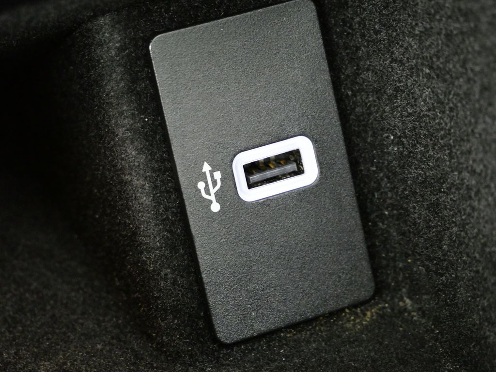 Thumbnail: 2017 Lincoln MKX - 48