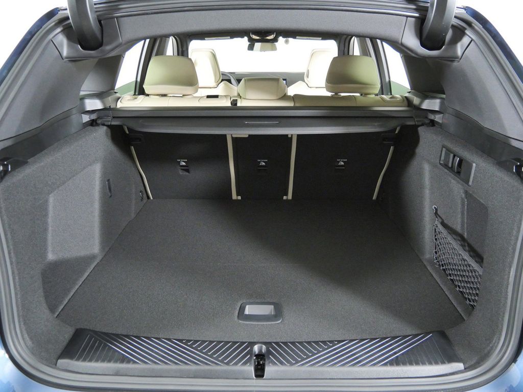 Thumbnail: 2026 BMW X3 - 27