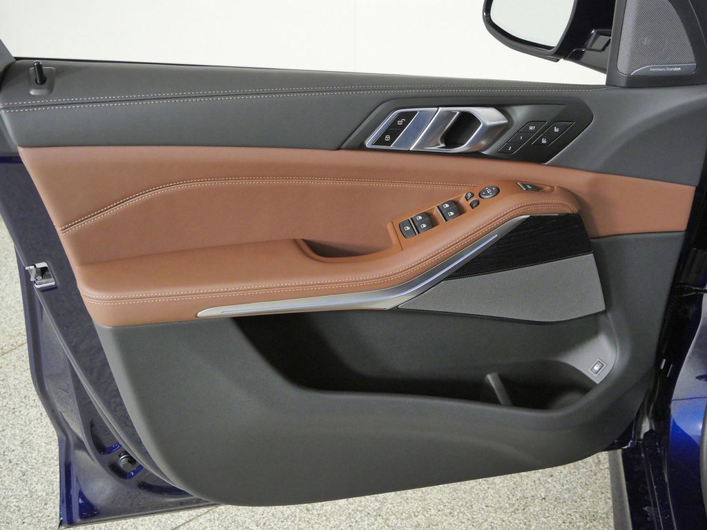 Thumbnail: 2026 BMW X5 - 34