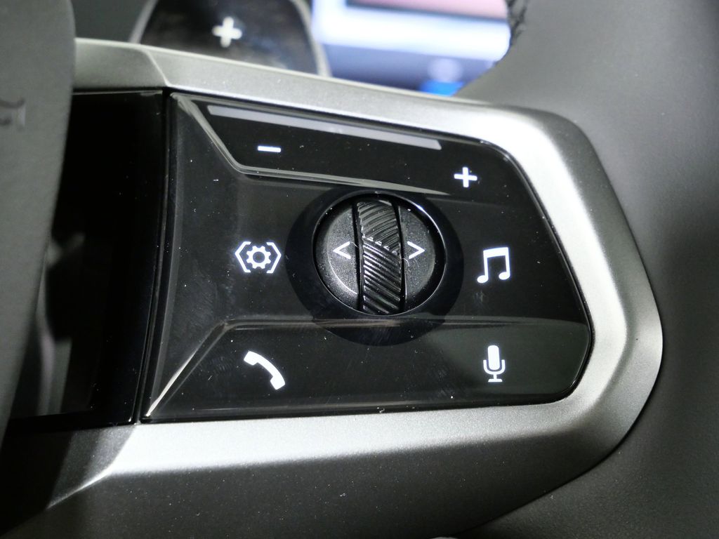 Thumbnail: 2026 BMW 5 Series - 40