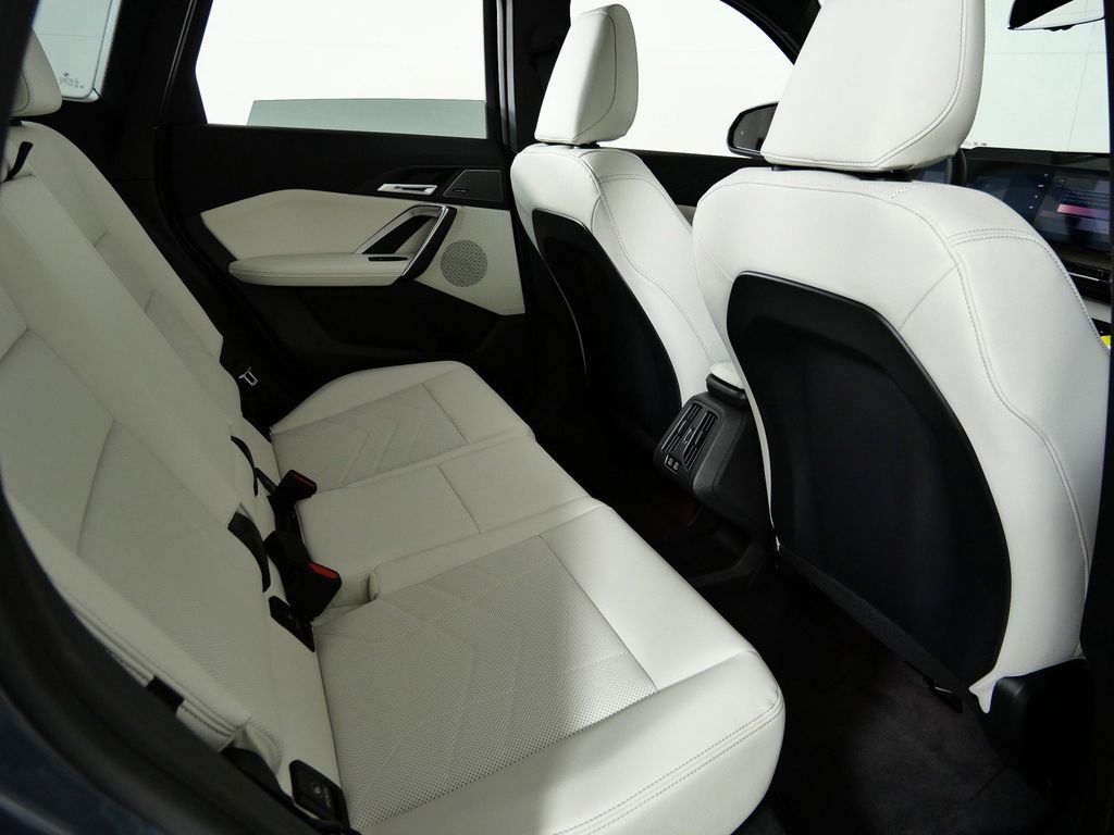 Thumbnail: 2026 BMW X1 - 24
