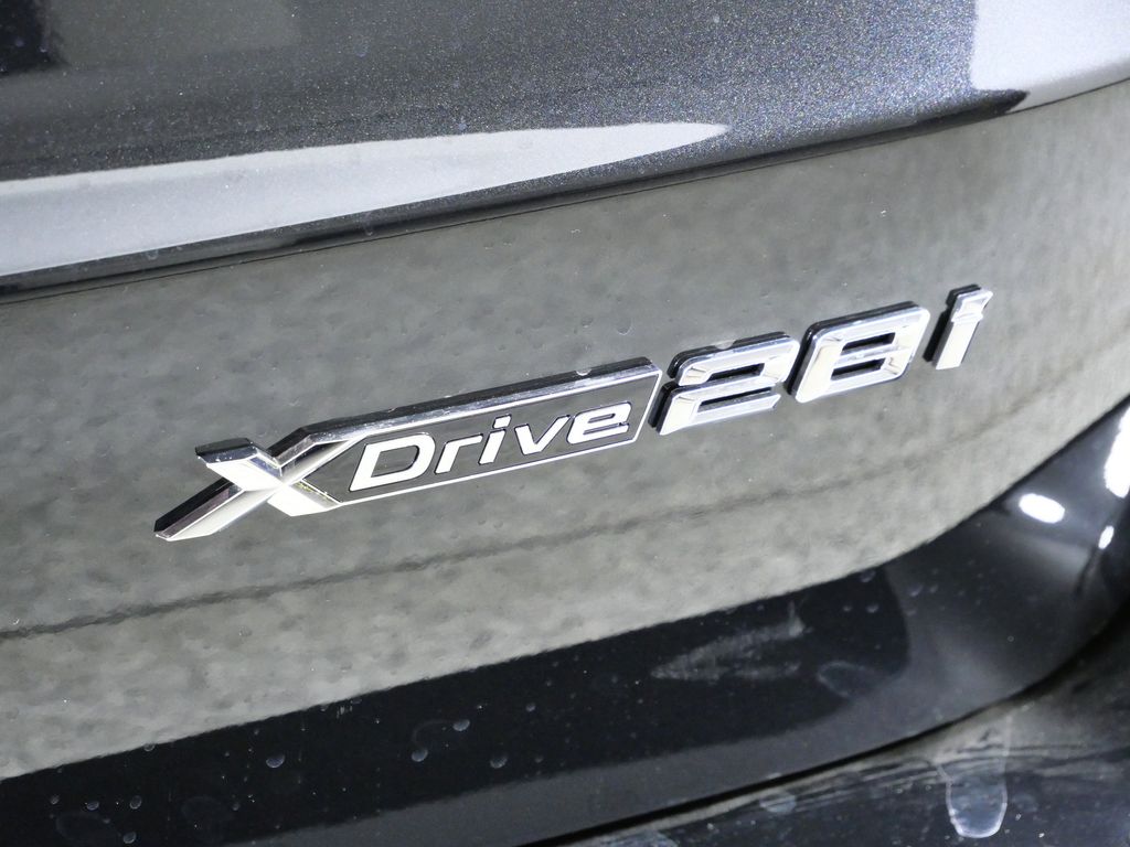 Thumbnail: 2026 BMW X1 - 12