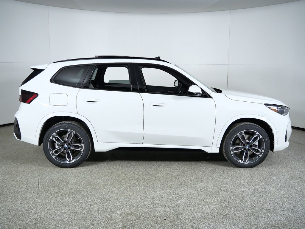 Thumbnail: 2026 BMW X1 - 8