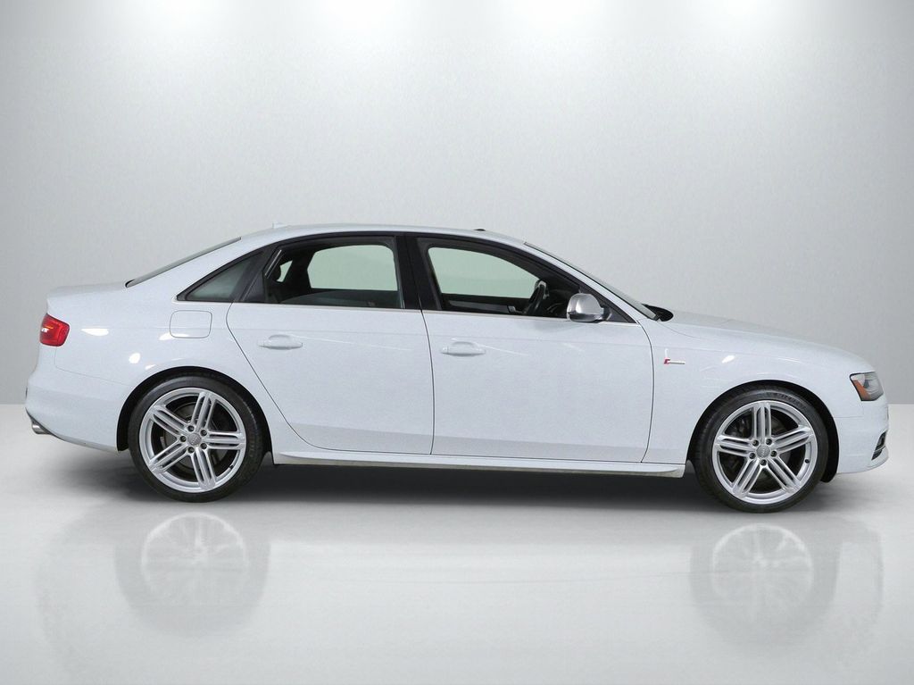 Thumbnail: 2015 Audi S4 - 9