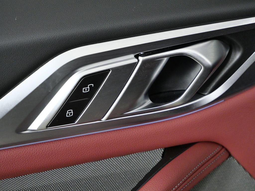 Thumbnail: 2025 BMW i4 - 41