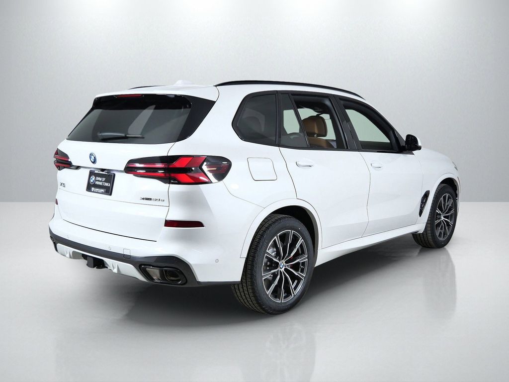 Thumbnail: 2026 BMW X5 - 9