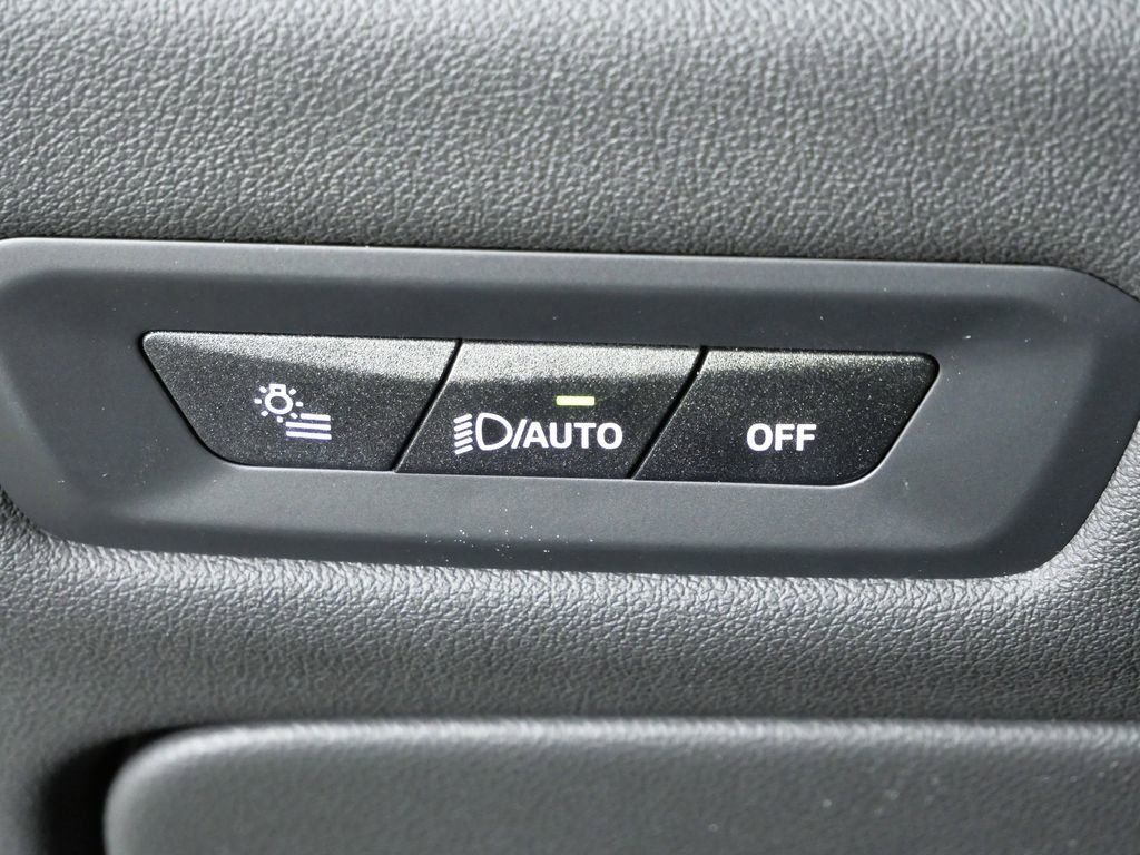 Thumbnail: 2026 BMW X5 - 42