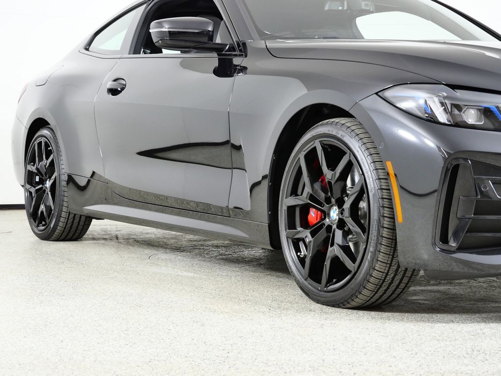 Thumbnail: 2025 BMW 4 Series - 6