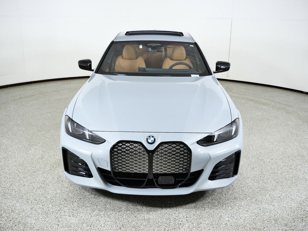 Thumbnail: 2026 BMW i4 - 16