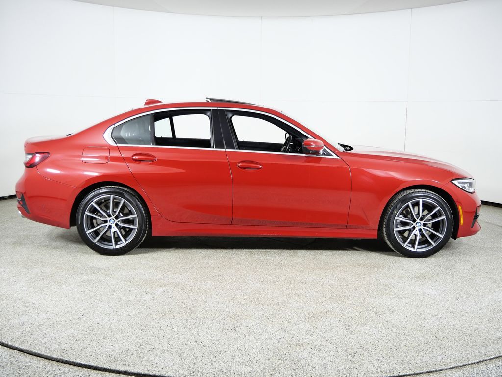 Thumbnail: 2019 BMW 3 Series - 9