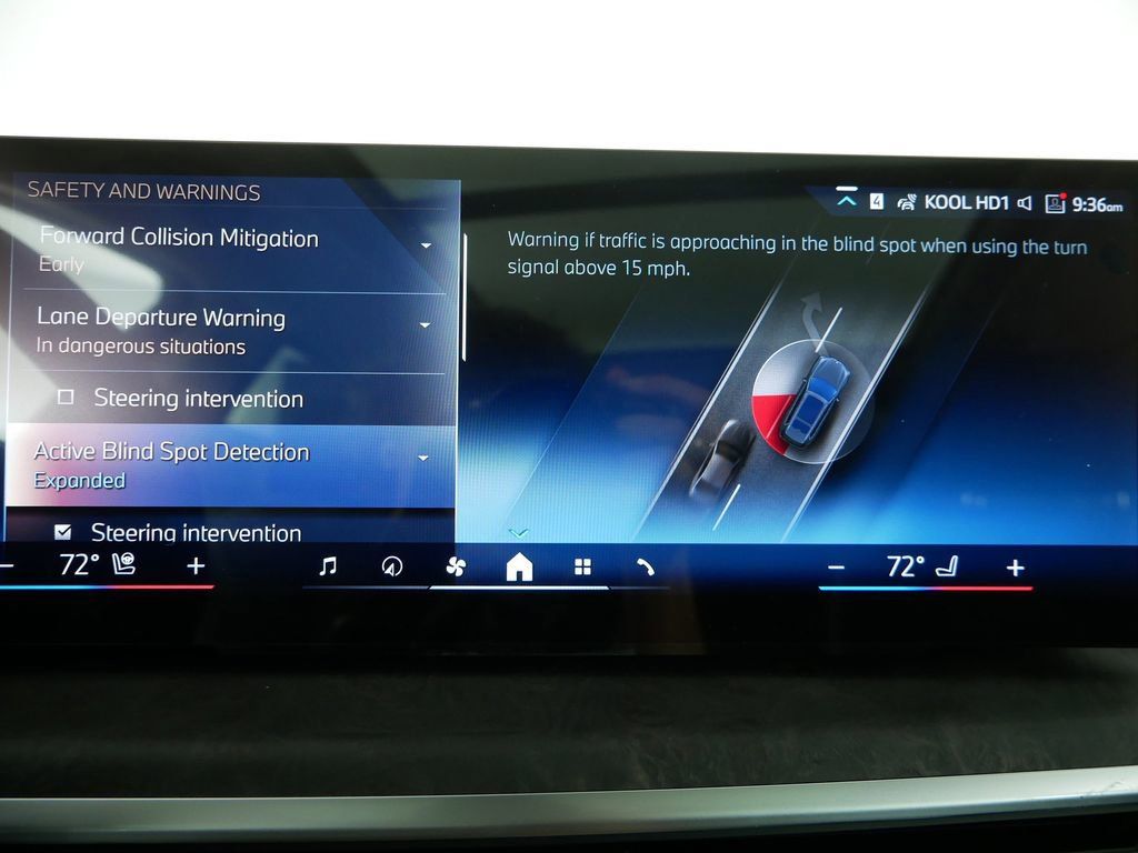 Thumbnail: 2026 BMW X7 - 46