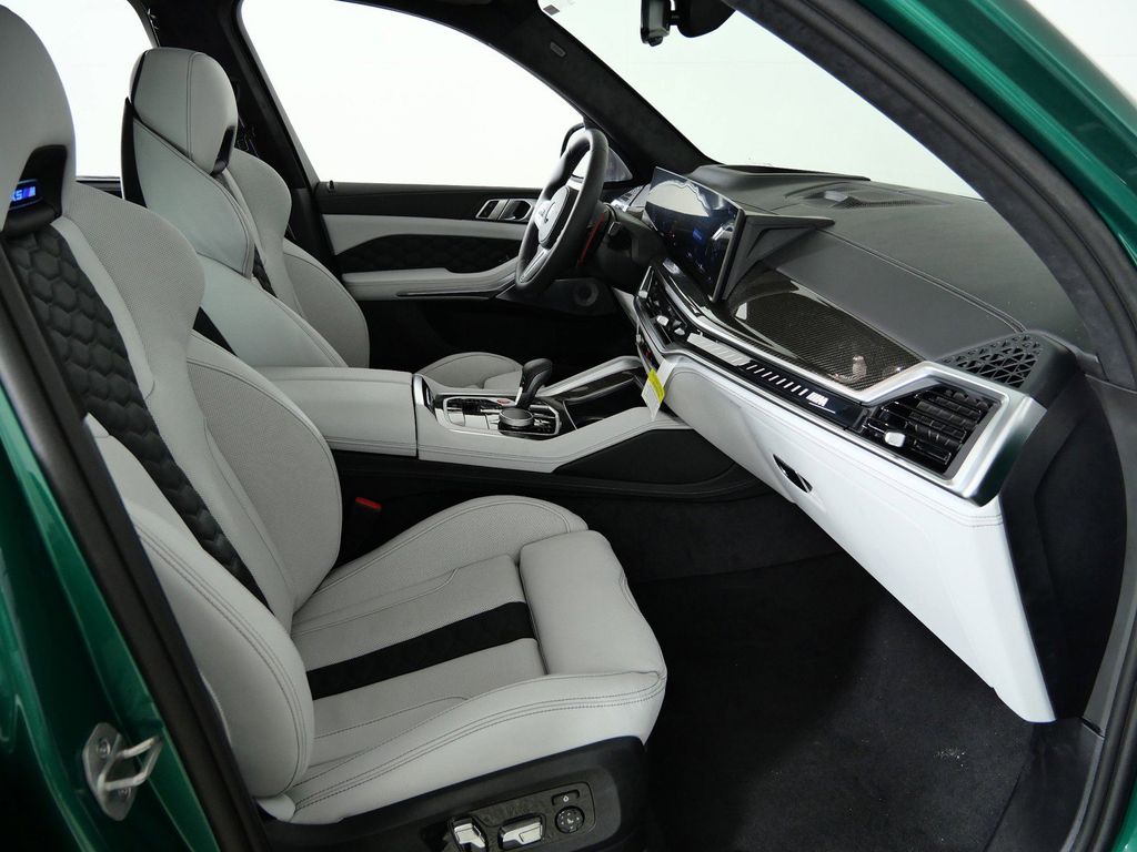 Thumbnail: 2026 BMW X5 - 20