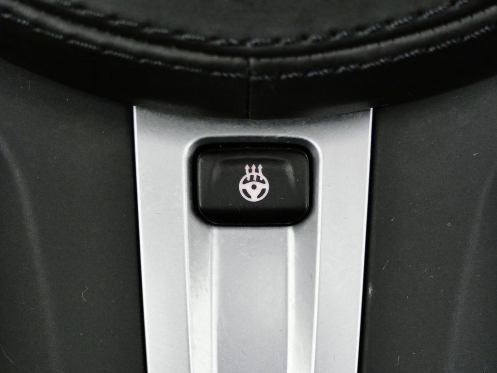 Thumbnail: 2023 BMW 5 Series - 47