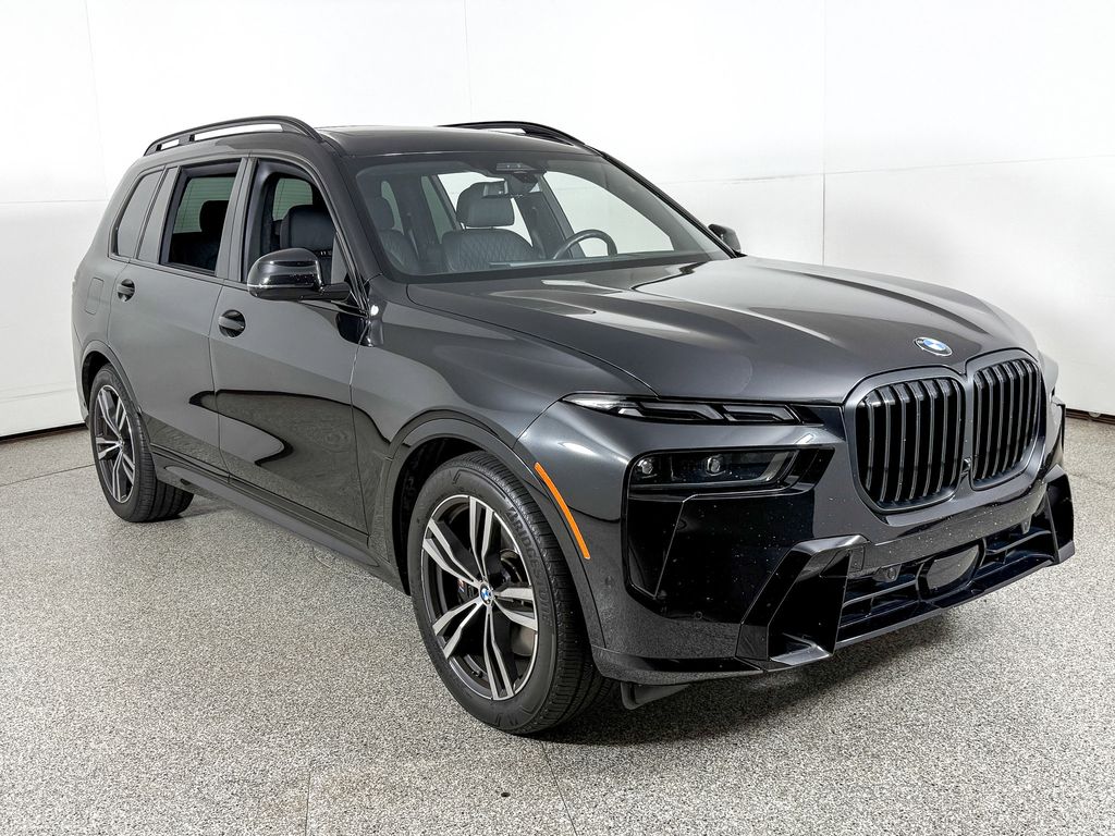 Thumbnail: 2023 BMW X7 - 4