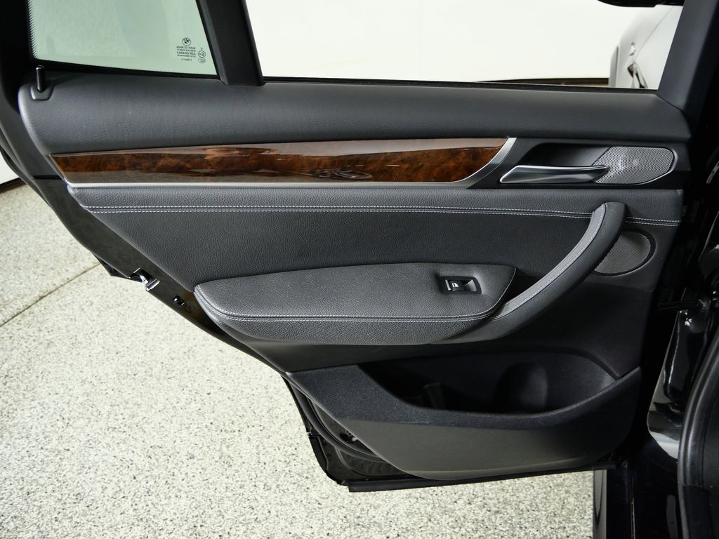 Thumbnail: 2016 BMW X3 - 30