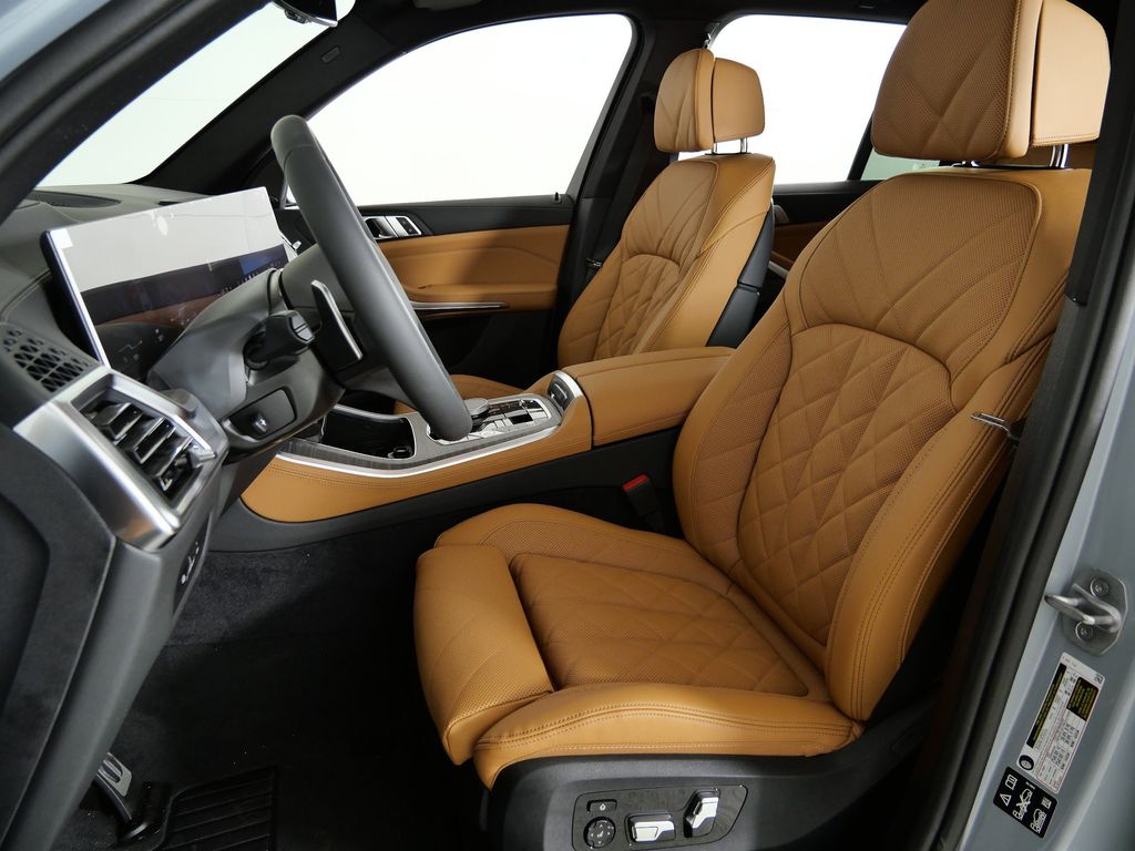 Thumbnail: 2026 BMW X5 - 36