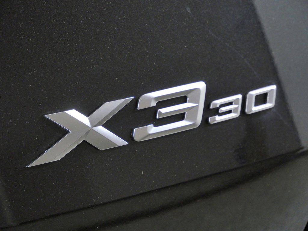 Thumbnail: 2026 BMW X3 - 12